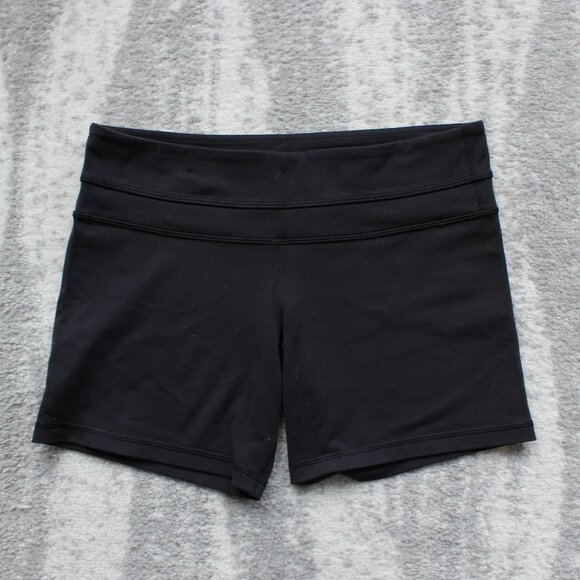 Lululemon Women's Black Athletic Shorts, Size 8, 5" Inseam - Picture 2 of 2